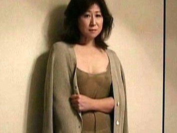 ＜ヘンリー塚本＞欲求不満な熟女のドスケベSEX