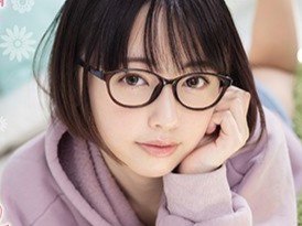 【美乳スレンダードMお姉さんの初撮り】「今日はいっぱい気持ちよくなろうねぇ♡」可愛いドMお姉さんが初撮りで美乳揺らして誘惑！ 初々しいエッチで感じまくり！