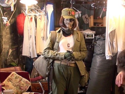 【軍服デリ嬢のハード夜】「よろしくお願いします♡」軍服を着たデリ嬢のハード系SEXで大胆に！軍服姿がエロすぎて、夜がさらに危険に！