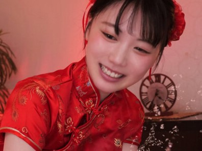 【お姉さんのメンエスご奉仕】「もっと気持ちよくしてあげる♡」美乳スレンダーな可愛らしいお姉さんが、メンエスご奉仕エッチで本性むき出し！美乳を揺らして、大胆に誘惑する姿がエロすぎる、お姉さんのご奉仕プレイがヤバい！