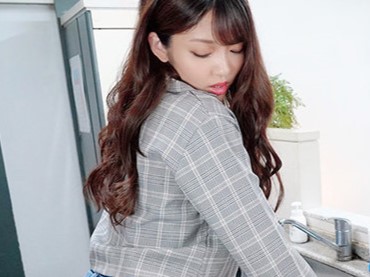 【誘惑の美乳お姉さん】『もっと気持ちよくして♡』スレンダーなエロボディが誘う、とろけるエッチな夜♡