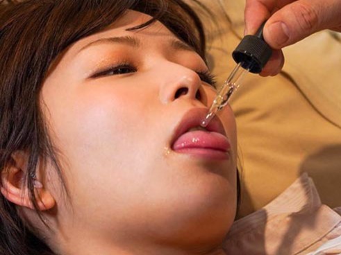 【巨乳清楚女子のキメセクNTR】「もっとしてほしいのぉ♡」カワイイ女の子がキメセクで他の男にねとられちゃうエロすぎるプレイ！