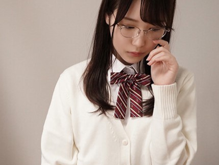 【美乳地味女子の誘惑エッチ】「どうですか・・・♡」スレンダーでカワイイ女の子が誘惑し、エロすぎる本気プレイ！