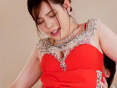 【爆乳スレンダーお姉さん】「もっと気持ちよくして♡」カワイイお姉さんの超絶テクで絶頂イキ！爆乳とスレンダーボディが激しく揺れる、悶絶必至のエロプレイ！