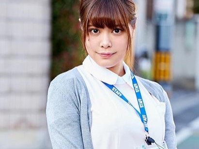 【清楚ナースのご奉仕】「どうですかぁ？お熱下がりました？」巨乳清楚で可愛らしい看護師さんが患者にご奉仕エッチ♡白衣の天使がエロすぎる看病プレイ！