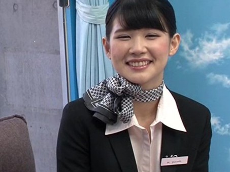 【CAお姉さんの羞恥素股】「やだ…でも気持ちいいわぁ♡」巨乳スレンダーなCAお姉さんが羞恥素股企画で淫乱プレイ！！