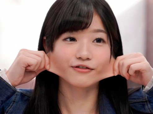 【巨乳スレンダーJDの即ハメ企画】「可愛いでしょ？♡」カワイイ女子大生が質問中に突然デカチンでエッチな目に！巨乳を揺らして感じまくる姿がたまらない！