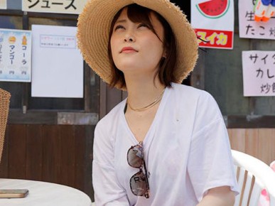 【お姉さんの甘いおねだり】「もっとしてほしいのぉ♡」美乳スレンダーな可愛いお姉さんの生ハメエッチ！本気で感じちゃう絶頂体験♡