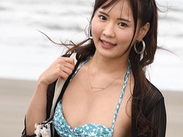 「どうかしら？じゃあ気持ちよくしてあげる♡」デカパイ可愛らしい美少女がハメ撮りSEXで本気イキ！エロかわ絶頂体験♡