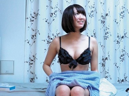 【シロウト娘を隠し撮り】「え、何されるの？♡」巨乳で清楚なカワイイ子をナンパして、こっそりエッチな撮影！無防備な姿がエロすぎる！！