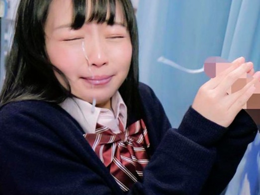 【制服女子の寝取られゲーム】「沢山出て来ちゃった…♡」美乳ちょっとおバカっぽいカワイイ制服女の子が彼氏のチンポあてるゲームで失敗して寝取られ！？初々しさとえろさが混ざり合う危険な夜♡