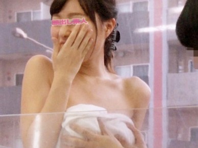 美乳スレンダーな可愛らしい女子大生が本気のえっちで悶絶！初々しさとえろさが混ざり合う危険な夜♡