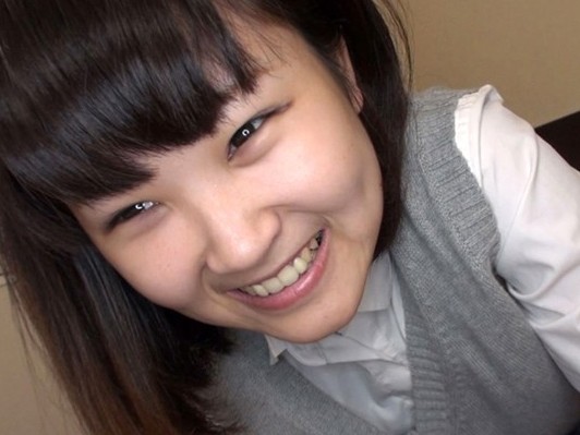 【美乳華奢JKの制服ハメ撮り♡】「ちょっと、恥ずかしいよぉｗ…でも、気持ちいい…」美乳で華奢なかわいすぎるJKが、制服姿でハメ撮りエッチしちゃった！